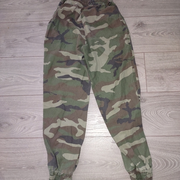 TNA alix camo joggers xxs - Picture 5 of 5